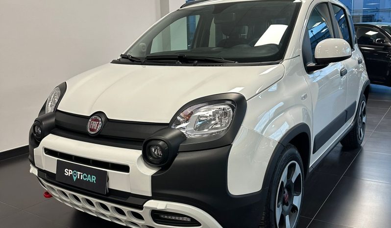 Fiat Panda Cross 1.0 70cv hybrid 2023 pieno