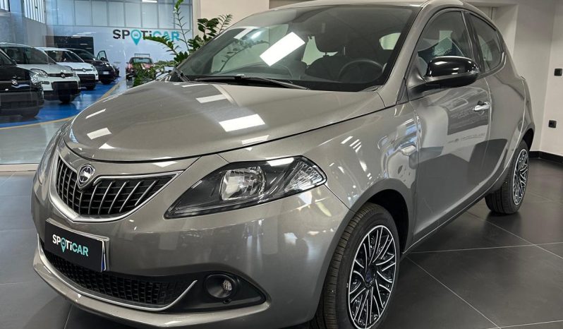 LANCIA YPSILON Gold 1.0 70 CV 2023 pieno