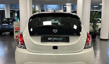 Lancia Ypsilon 1.0 70Cv Platino HYBRID 2024 pieno