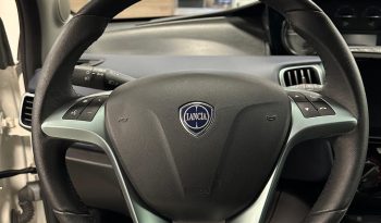 Lancia Ypsilon 1.0 70Cv Platino HYBRID 2024 pieno