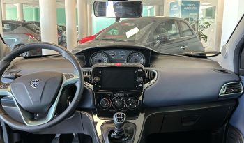 Lancia Ypsilon 1.0 70Cv Platino HYBRID 2024 pieno