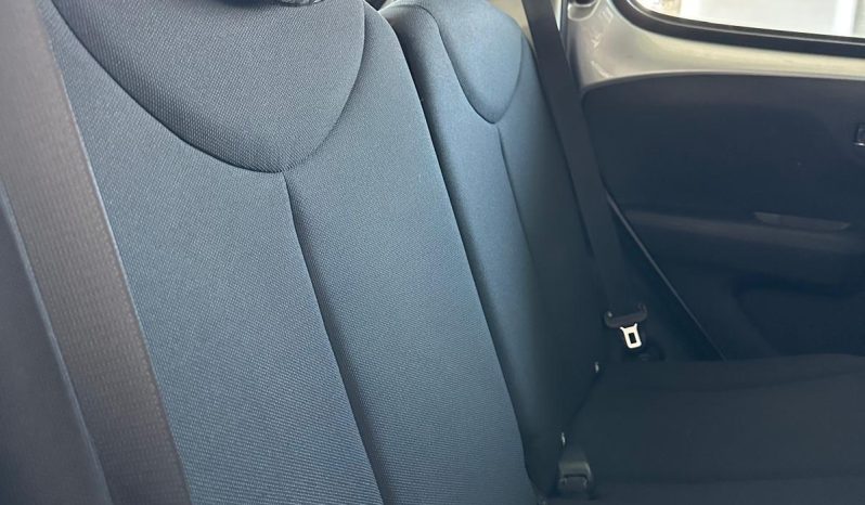 PICCOLA, AGILE, ECONOMICA… È LA PEUGEOT 108 CHE CERCAVI! pieno