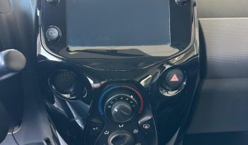 PICCOLA, AGILE, ECONOMICA… È LA PEUGEOT 108 CHE CERCAVI! pieno