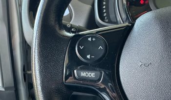 PICCOLA, AGILE, ECONOMICA… È LA PEUGEOT 108 CHE CERCAVI! pieno