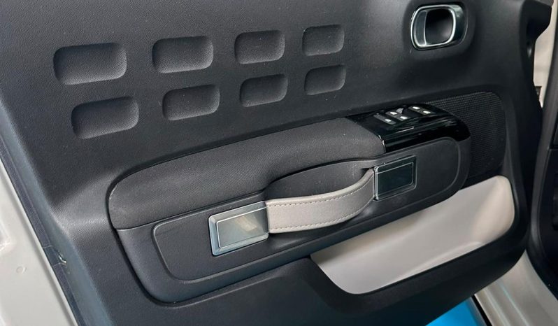 CITROËN C3 SHINE – BELLA, GRINTOSA E PRONTA A CONQUISTARTI! pieno