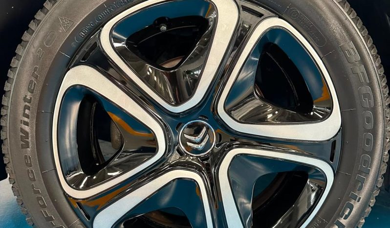CITROËN C3 SHINE – BELLA, GRINTOSA E PRONTA A CONQUISTARTI! pieno