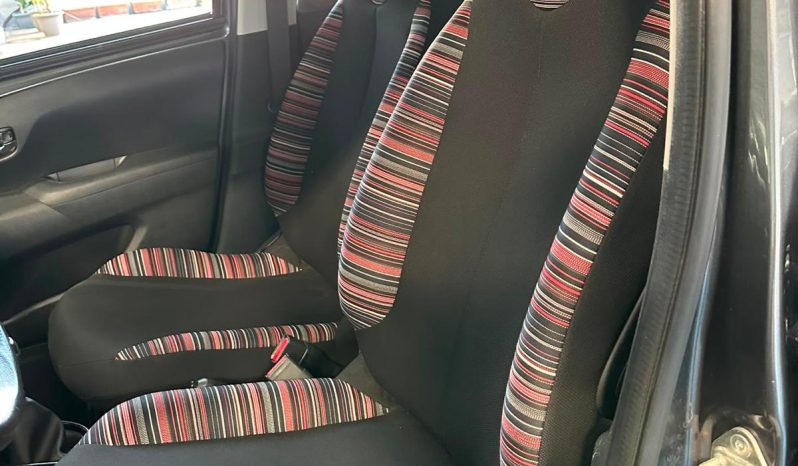 LA CITY CAR CHE HA TUTTO! pieno