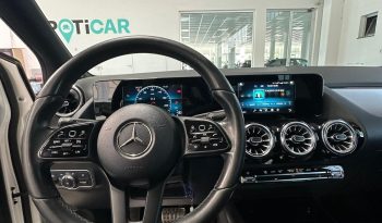 MERCEDES-BENZ CLASSE B 180 d AUTOMATIC: ELEGANZA, COMFORT E STILE! pieno