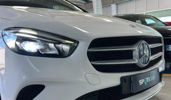 MERCEDES-BENZ CLASSE B 180 d AUTOMATIC: ELEGANZA, COMFORT E STILE! pieno