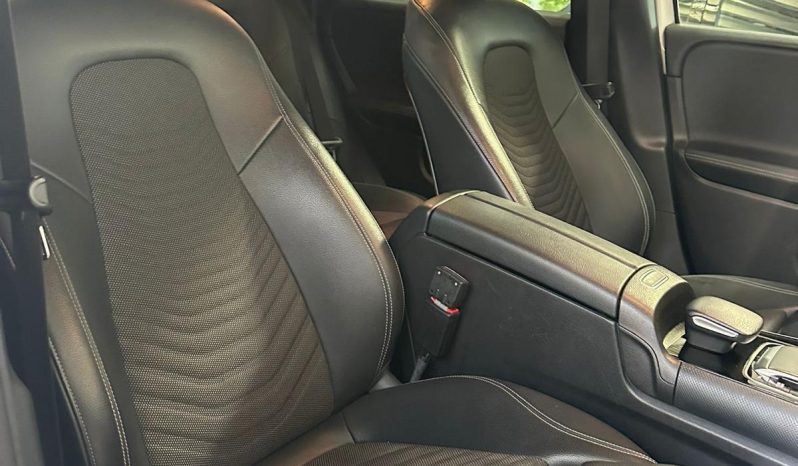 MERCEDES-BENZ CLASSE B 180 d AUTOMATIC: ELEGANZA, COMFORT E STILE! pieno