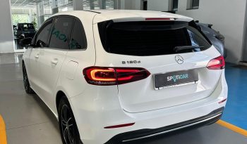 MERCEDES-BENZ CLASSE B 180 d AUTOMATIC: ELEGANZA, COMFORT E STILE! pieno