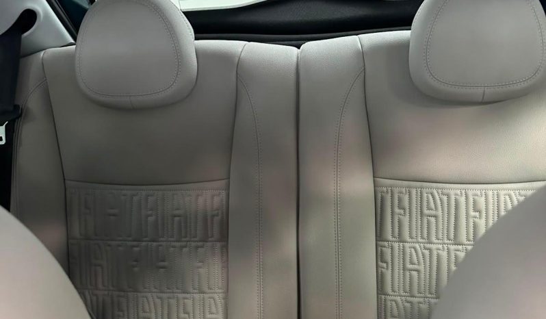 500e LA PRIMA: ELETTRICA, ESCLUSIVA, PRONTA A CONQUISTARTI pieno