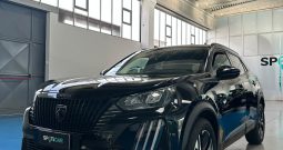 PEUGEOT 2008 ALLURE: NERO PERLA, STILE PURO!