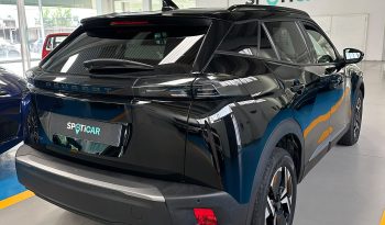 PEUGEOT 2008 ALLURE: NERO PERLA, STILE PURO! pieno