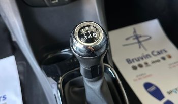 PRIMA AUTO? PEUGEOT 108, 72 CV DI PRATICITÀ pieno