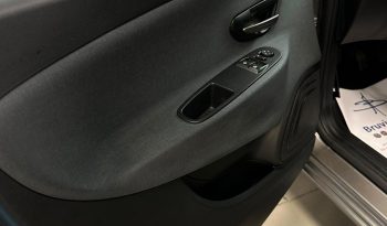CAMBIA STILE, SCEGLI YPSILON HYBRID! pieno