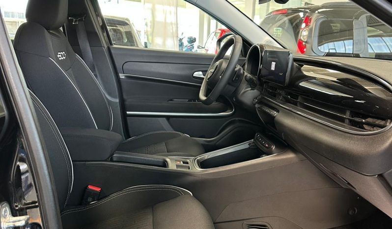 FIAT 600 POP: ELEGANZA NERA, CARATTERE DA VENDERE! pieno