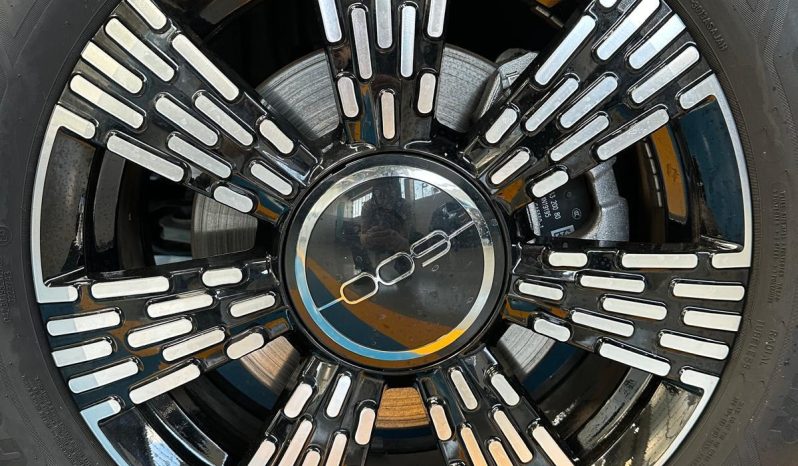FIAT 600 POP: ELEGANZA NERA, CARATTERE DA VENDERE! pieno