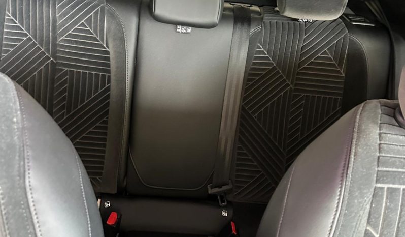 STILE PREMIUM, COMFORT AUTOMATICO… YPSILON LX! pieno