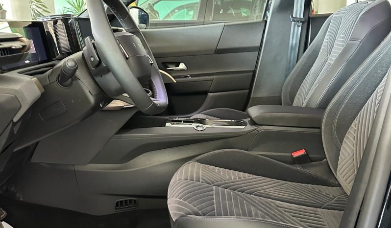 STILE PREMIUM, COMFORT AUTOMATICO… YPSILON LX! pieno