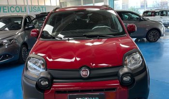 ROSSO PASSIONE E CARATTERE DA VENDERE! pieno