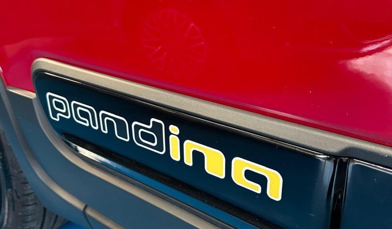 ROSSO PASSIONE E CARATTERE DA VENDERE! pieno
