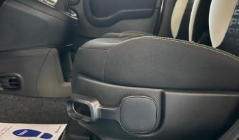 ROSSO PASSIONE E CARATTERE DA VENDERE! pieno