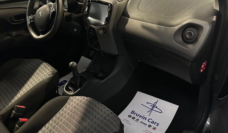 CITTÀ, PARCHEGGI E CONSUMI RIDOTTI: LA PEUGEOT 108 È LA SCELTA GIUSTA! pieno
