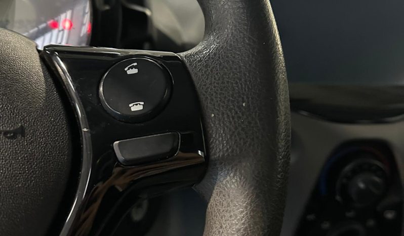 CITTÀ, PARCHEGGI E CONSUMI RIDOTTI: LA PEUGEOT 108 È LA SCELTA GIUSTA! pieno