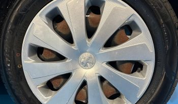 CITTÀ, PARCHEGGI E CONSUMI RIDOTTI: LA PEUGEOT 108 È LA SCELTA GIUSTA! pieno