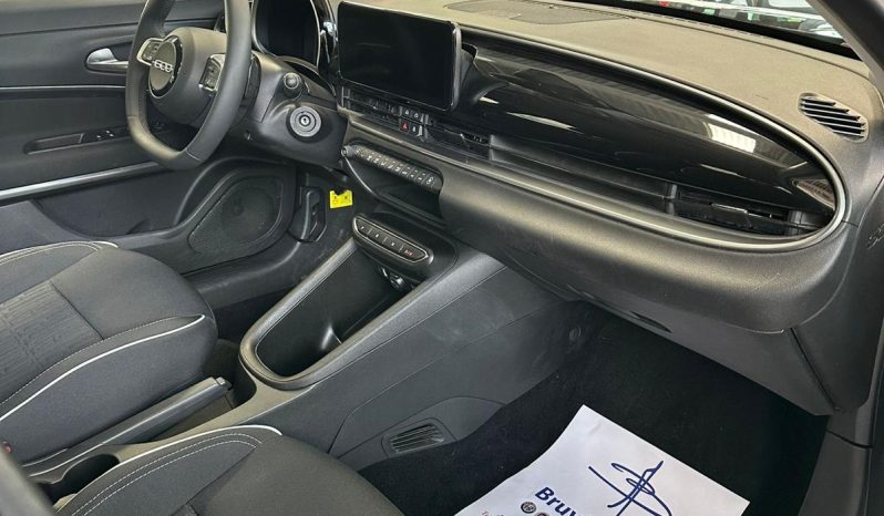 145 CV DI GRINTA! Fiat 600 Pop Hybrid Automatica pieno