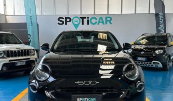145 CV DI GRINTA! Fiat 600 Pop Hybrid Automatica pieno