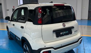 NON È LA SOLITA PANDA: È PANDINA CROSS! pieno
