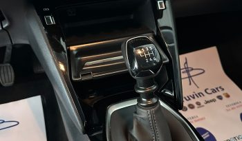 NON È SOLO UNA 208. È PURO STILE ALLURE! pieno