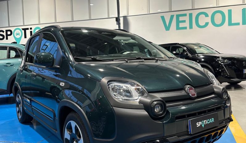 VERDE FORESTA: IL COLORE CHE ACCENDE LA VOGLIA DI GUIDARE! pieno